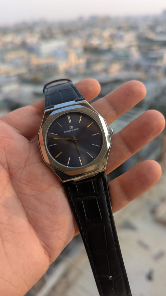 Universe Point Up 3949-2496 Watch